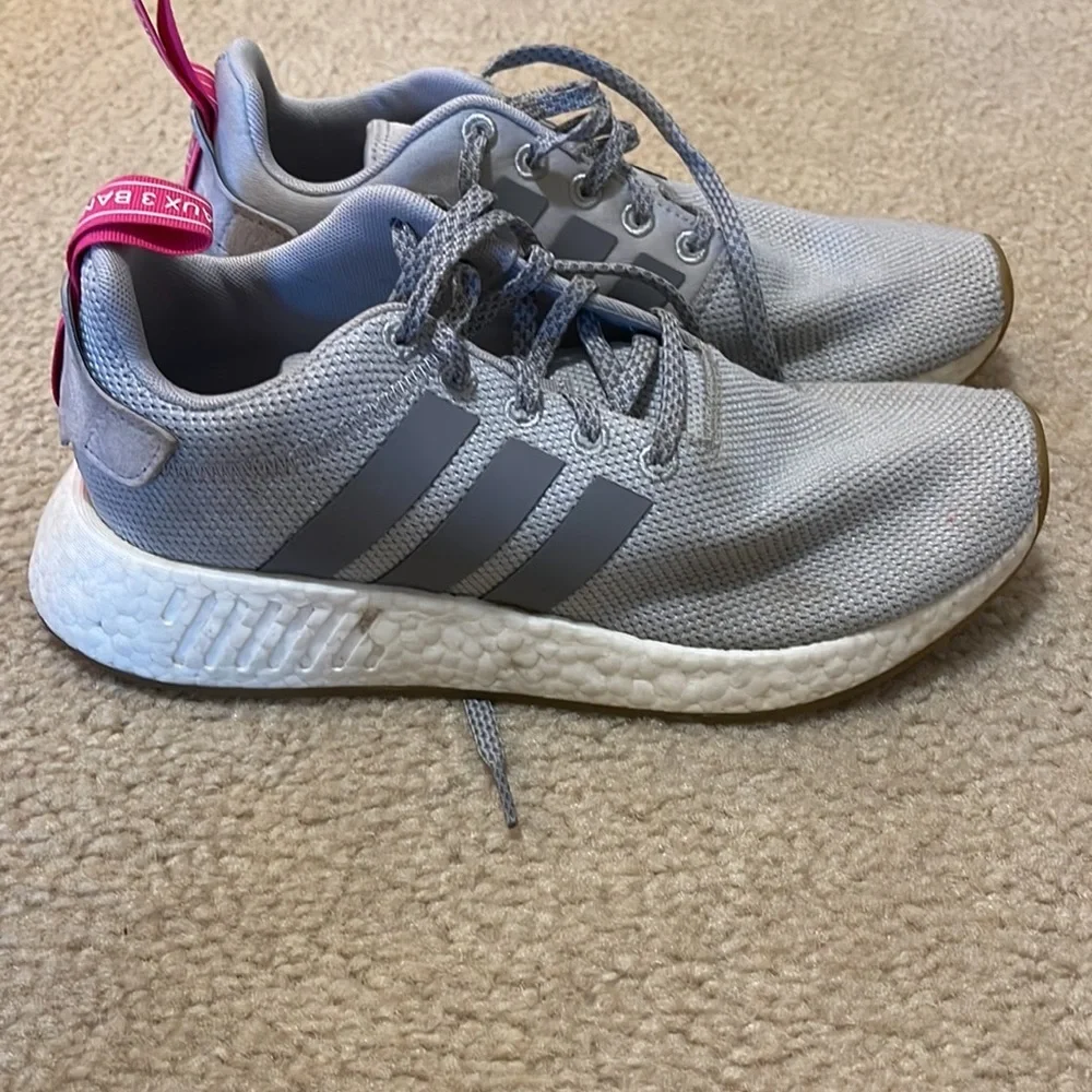 Adidas shoes - Picture 3 of 5